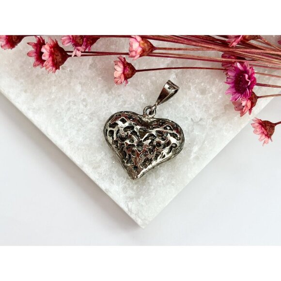 Sterling Silver 3D Cutout FIligree Vintage Heart Shaped Large Pendant | Charm - Picture 2 of 10